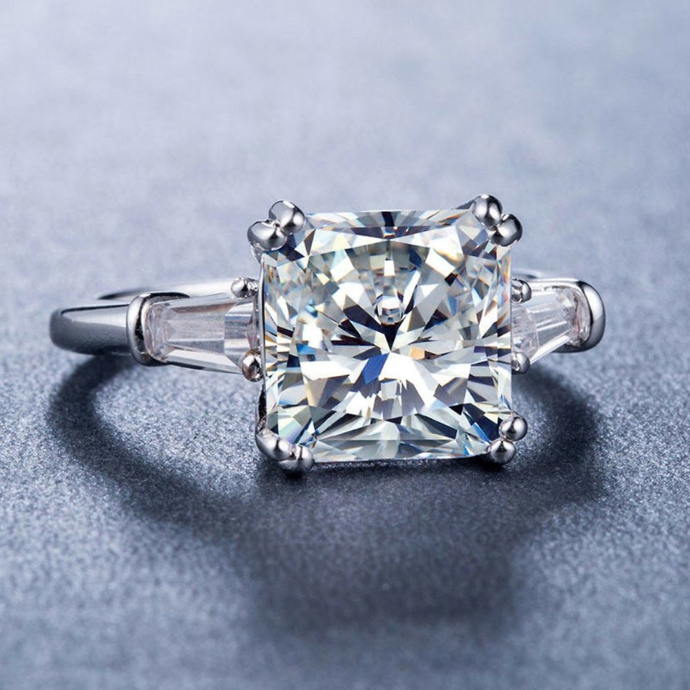 New 925 Sterling Silver Princess Cut Sapphire Ring - Picture 1 of 3